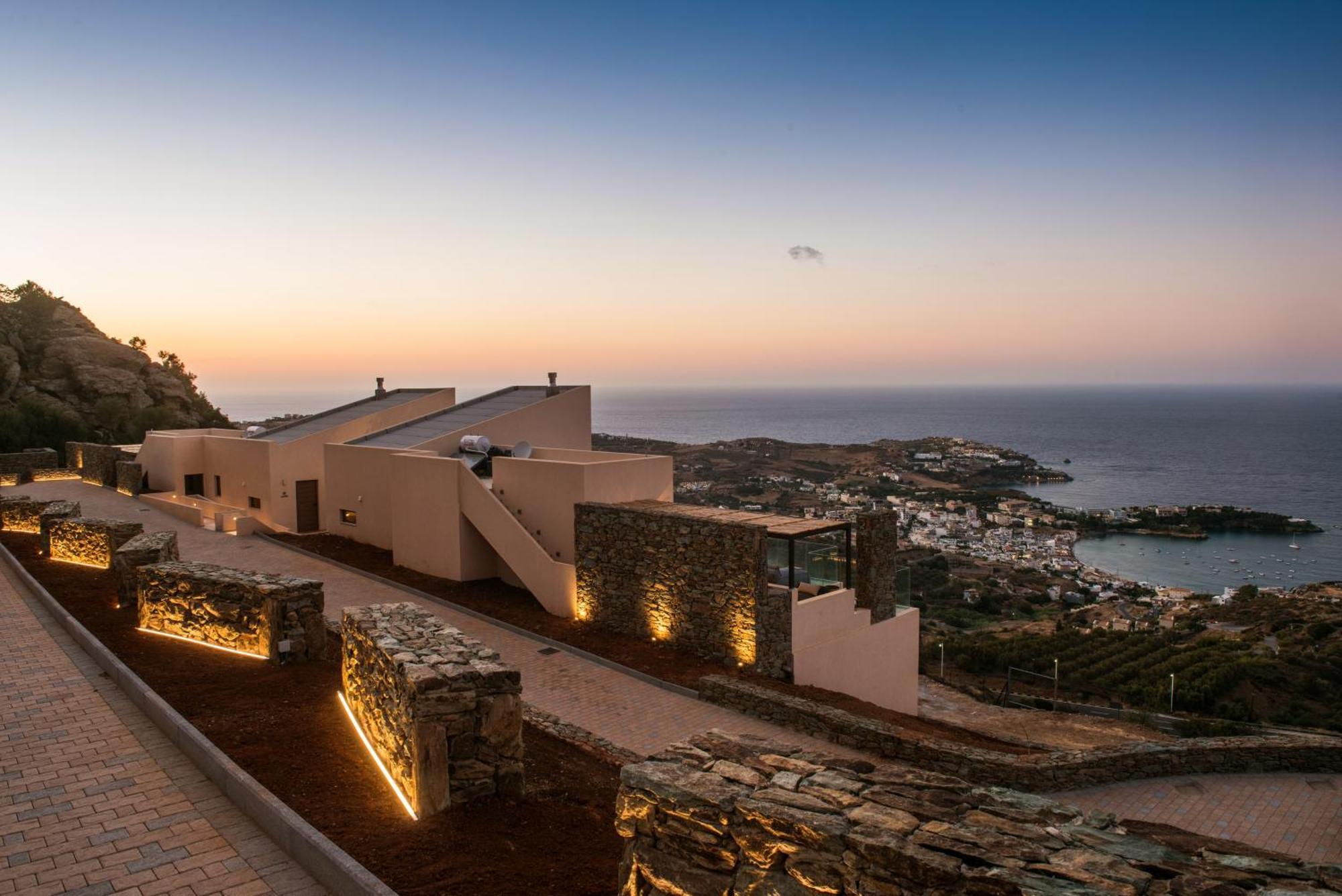 Villa Helios - Elevate Your Senses Agia Pelagia  Luaran gambar